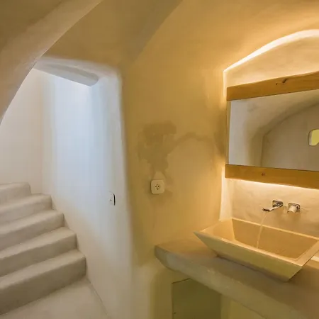 Chic Santorini Hotel Firostefani