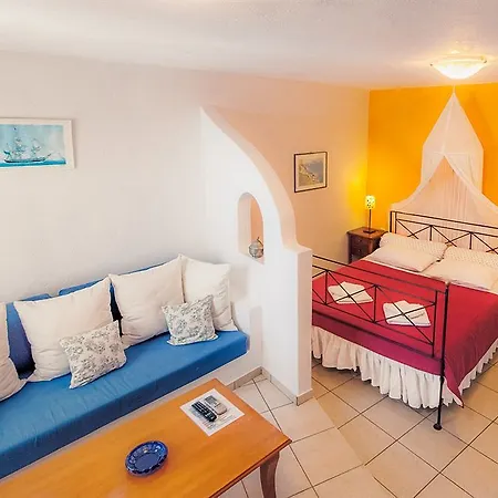 Chic Santorini Firostefani